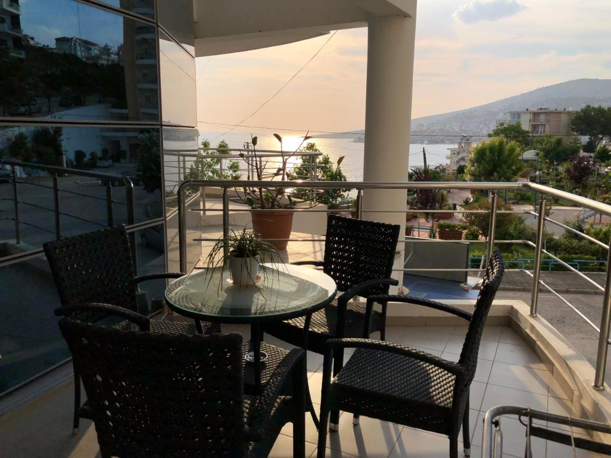 Lorenso Guest House Sarandë 외부 사진