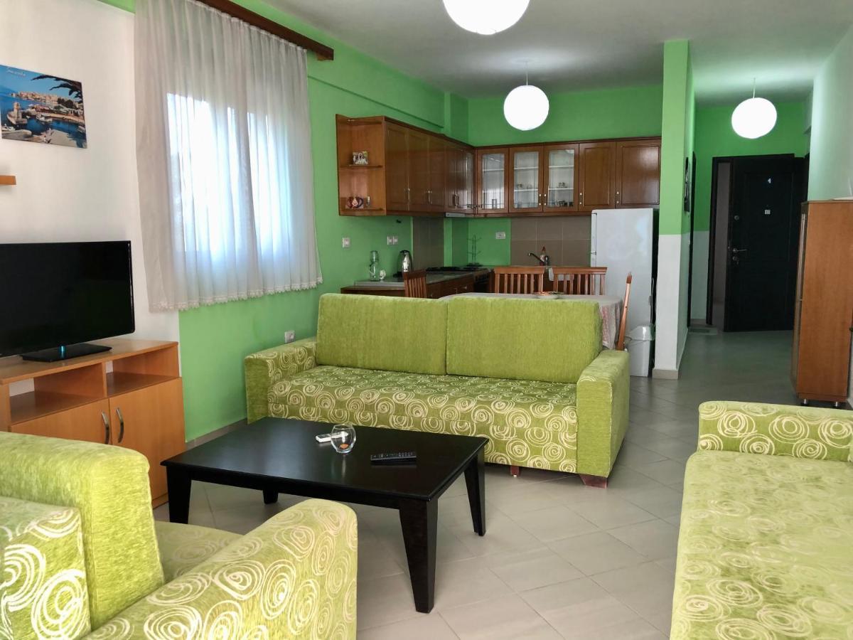 Lorenso Guest House Sarandë 외부 사진
