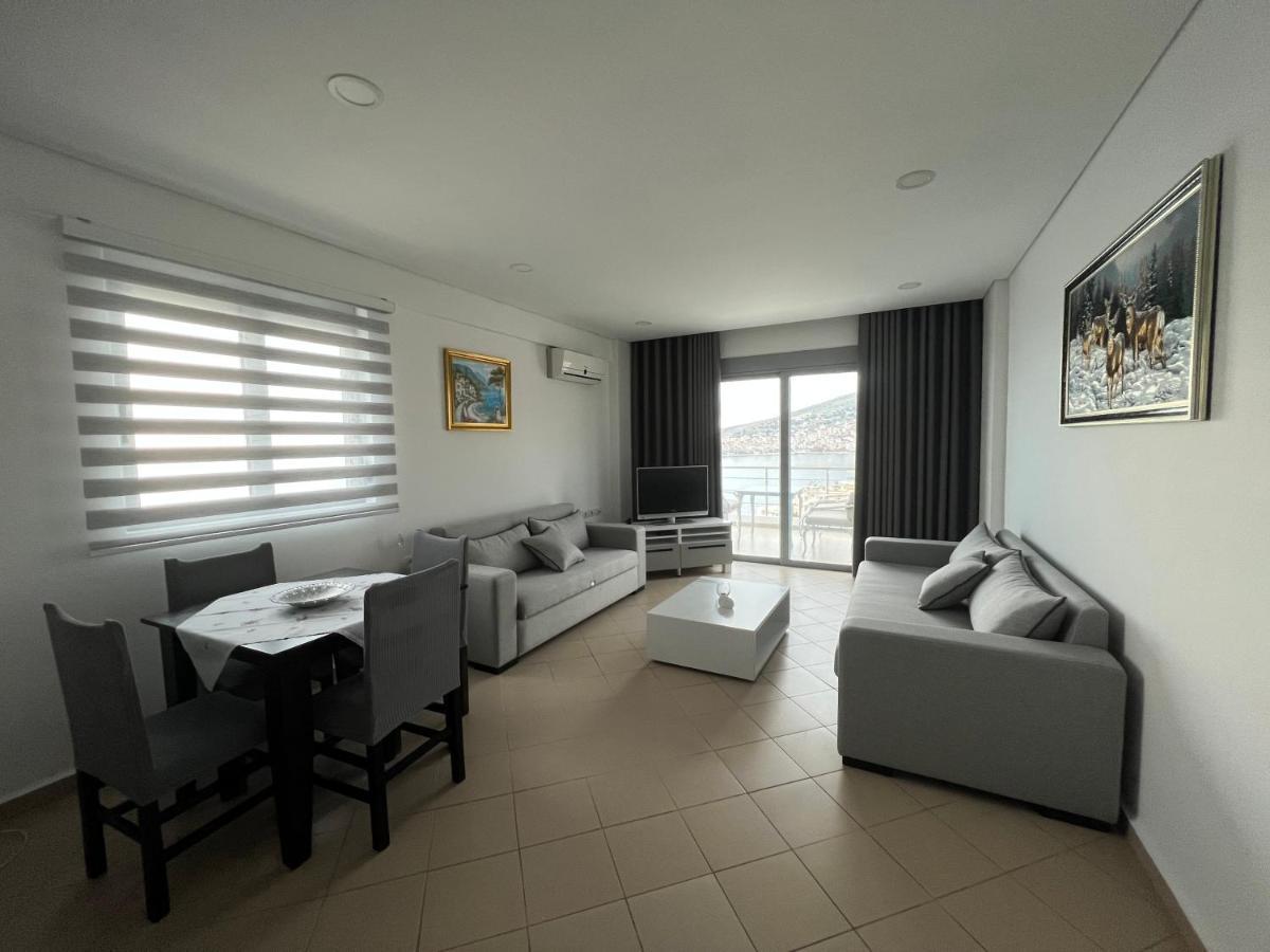Lorenso Guest House Sarandë 외부 사진
